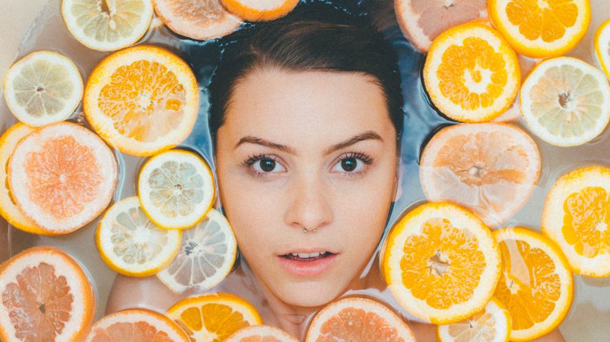 DermGAN:機械学習トレーニング用に多様な皮膚状態の医療用画像を合成(1/2)